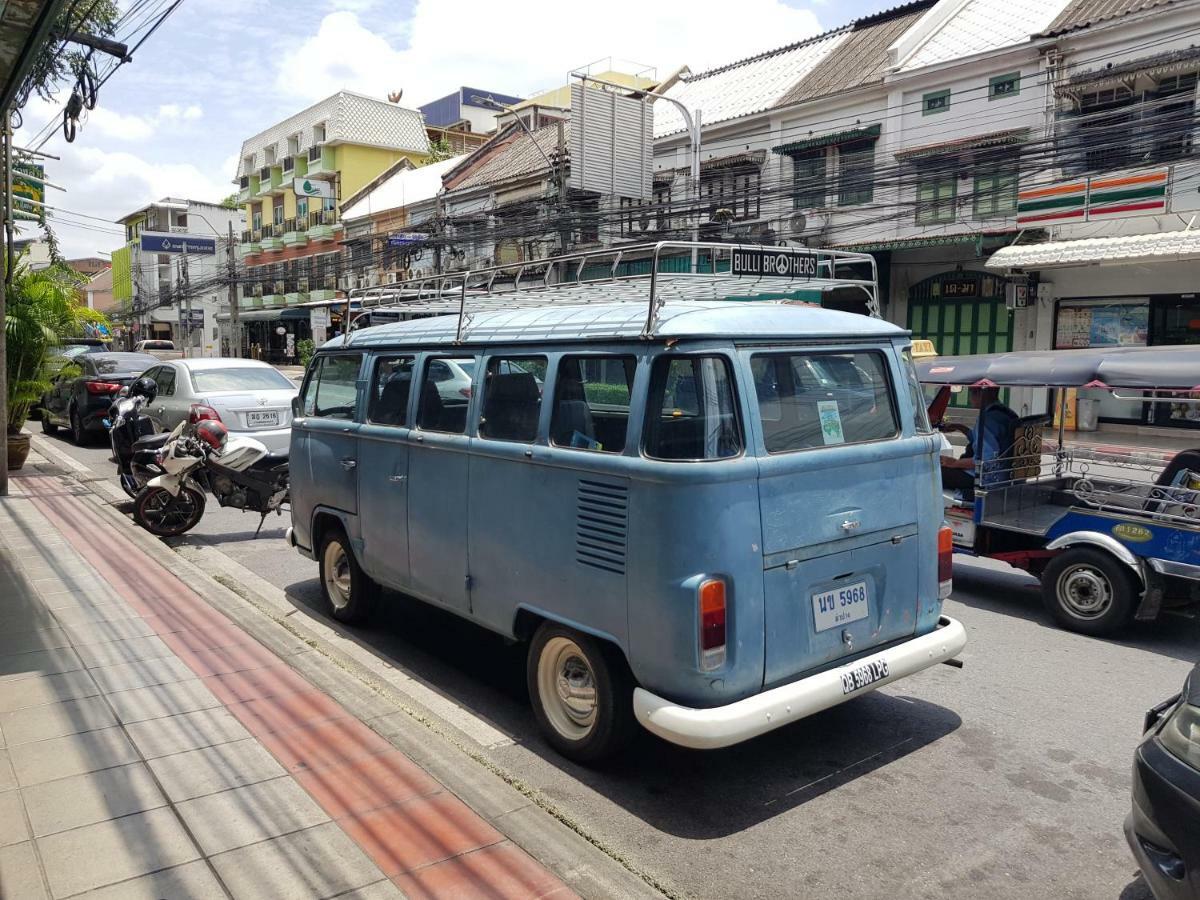 Tepbunthom Hostel Bangkok Bagian luar foto